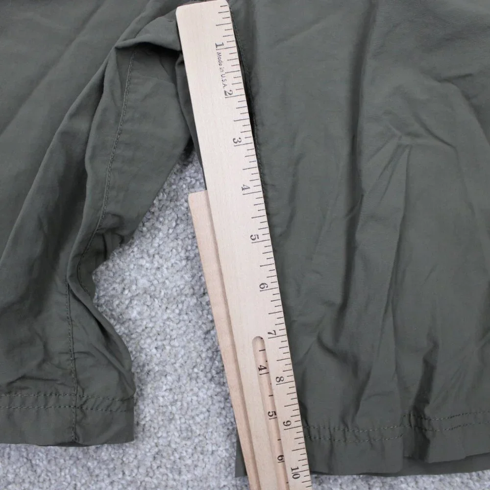 Eddie Bauer Sport Shorts Mens 38 Green‎ Belted Cargo Pocket Nylon w/ 10